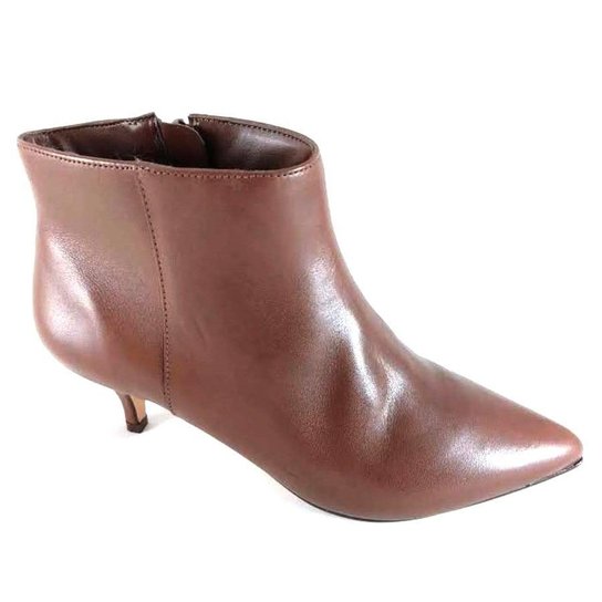 Bota Cano Curto SapatoWeb Salto Couro Feminina - Marrom