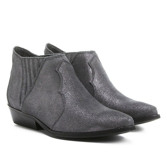 Bota Couro Chelsea Shoestock Cano Curto Feminina - Cinza