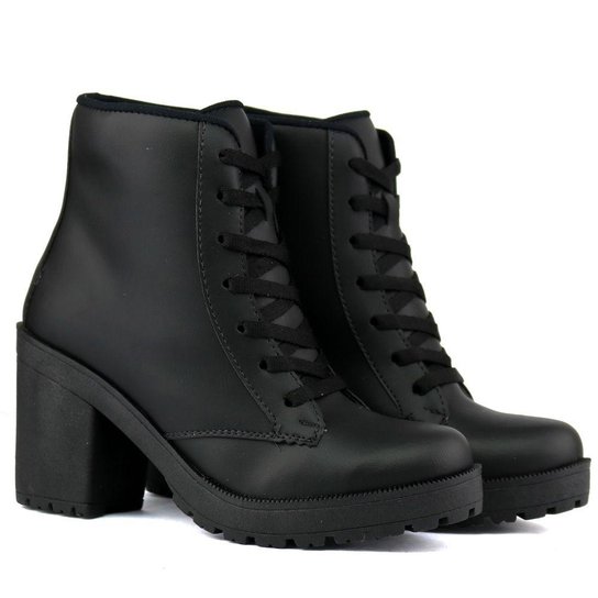 Bota Pórtice Tratorada Fosco Feminina - Preto