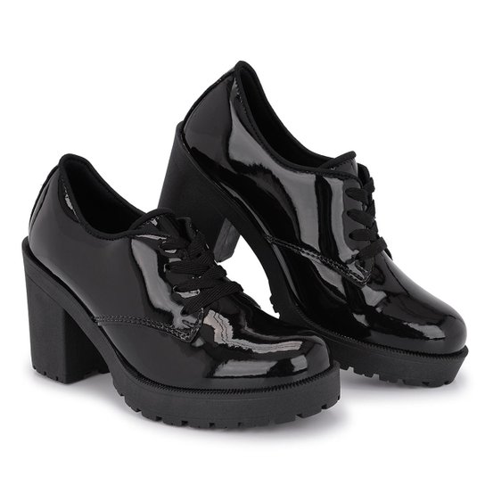 Oxford Tratorada Cano Baixo CR Shoes Salto Verniz Feminina - Preto