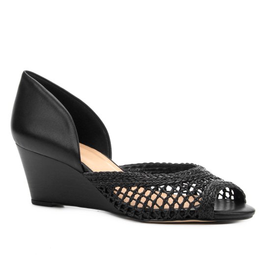 Peep Toe Anabela Shoestock Tressê - Preto