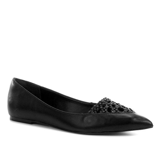 Sapatilha Couro Shoestock Detalhe Macramê Feminina - Preto