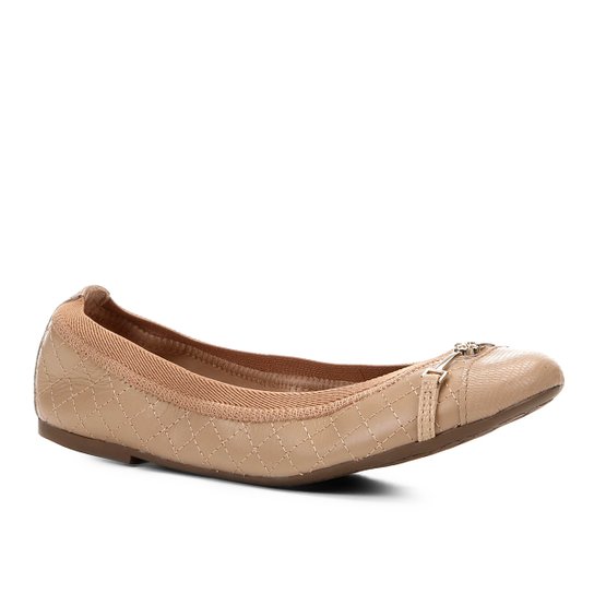 Sapatilha Couro Shoestock Matelassê Bico Redondo Feminina - Bege