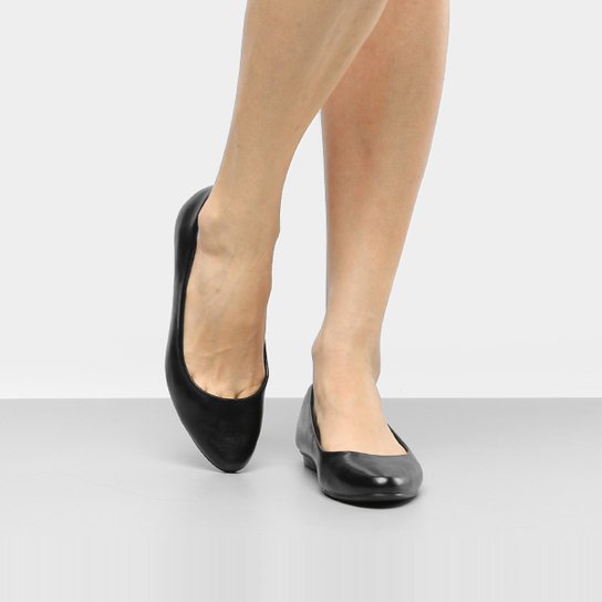 Sapatilha Facinelli Bico Fino Básica Feminina - Preto