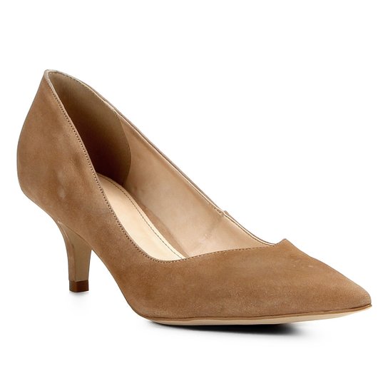 Scarpin Couro Shoestock Salto Médio Bico Fino - Bege