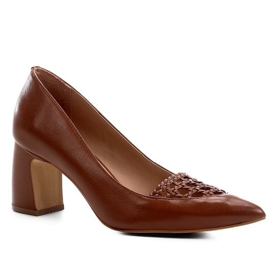 Scarpin Couro Shoestock Salto Médio Detalhe Macramê - Caramelo