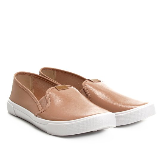 Slip On Moleca Bico Verniz Feminino - Nude