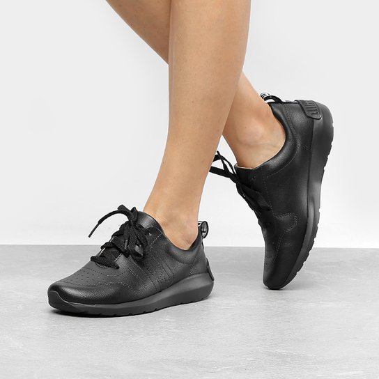 Tênis Petite Jolie Jogging Winnie Feminino - Preto