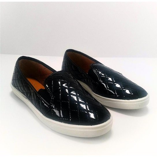 Tênis Slip On D'Cabral Verniz Matelassê Feminino - Preto