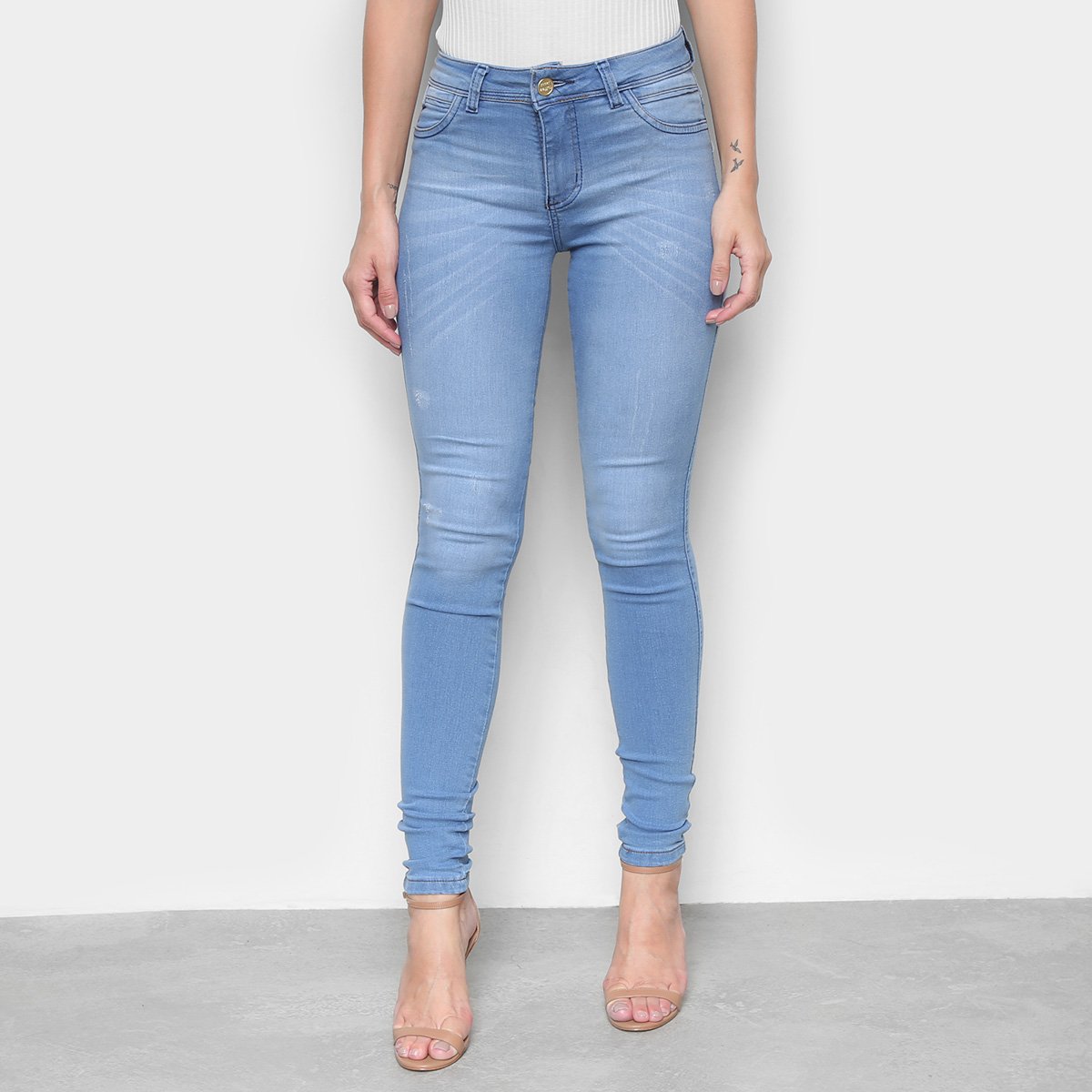 Calça Jeans Coffee Flare Botões Feminina