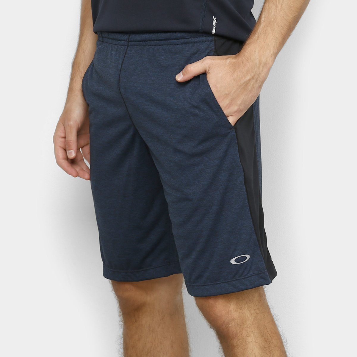 Bermuda Oakley Icon Woven Masculina