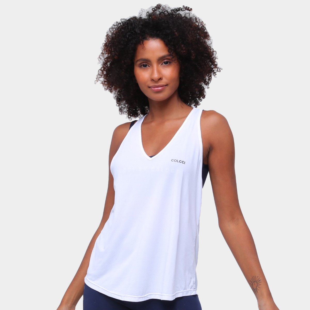 Regata Colcci Básica Feminina