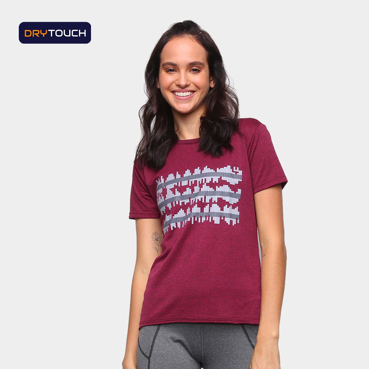 Camiseta Gonew Love Heart Beat Feminina