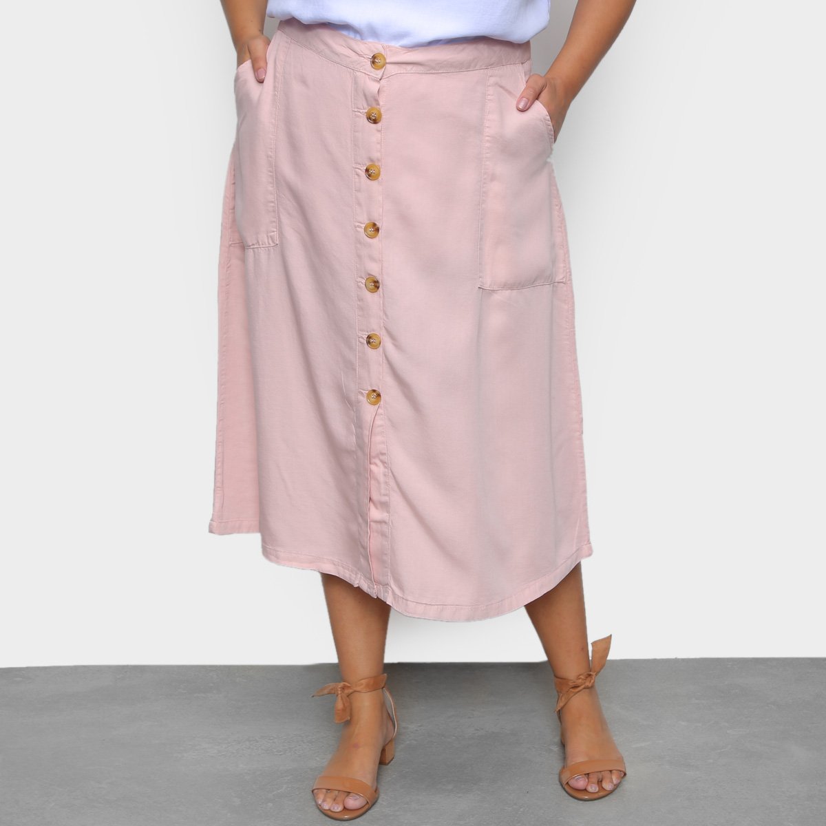 Saia Midi Plus Size Cambos Botões Bolsos