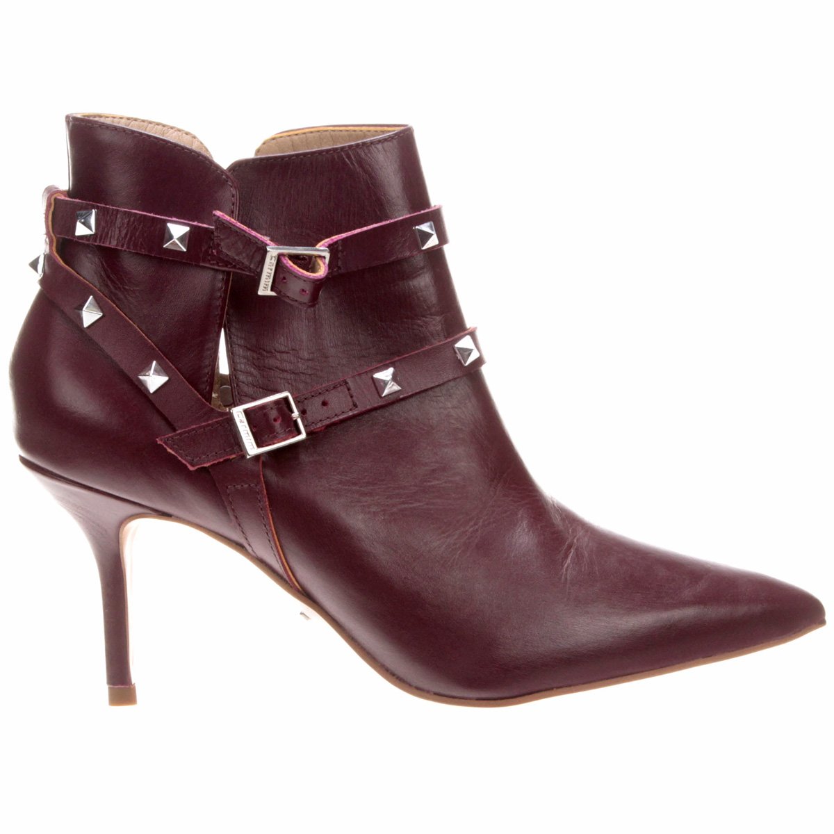 ankle boot tachas