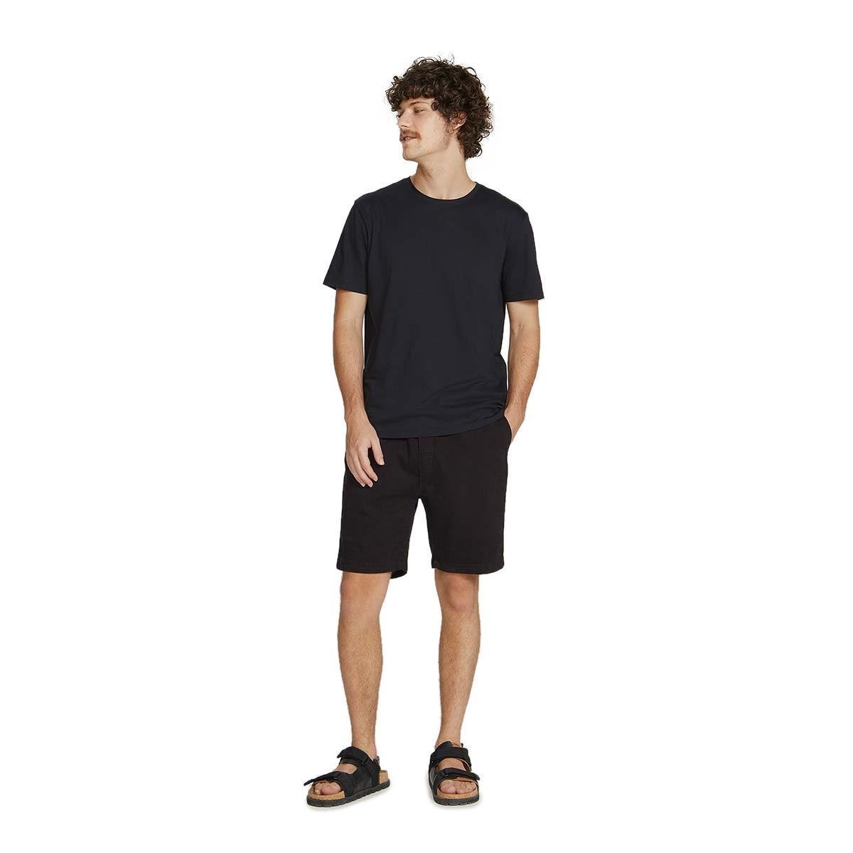 Bermuda Em Sarja Texturizada Masculina - Preto Menor preço em Bermuda Em Sarja Texturizada Masculina - Preto