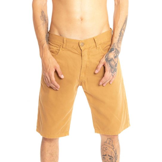 Bermuda Fatal Sarja Color Slim Masculina - Mostarda