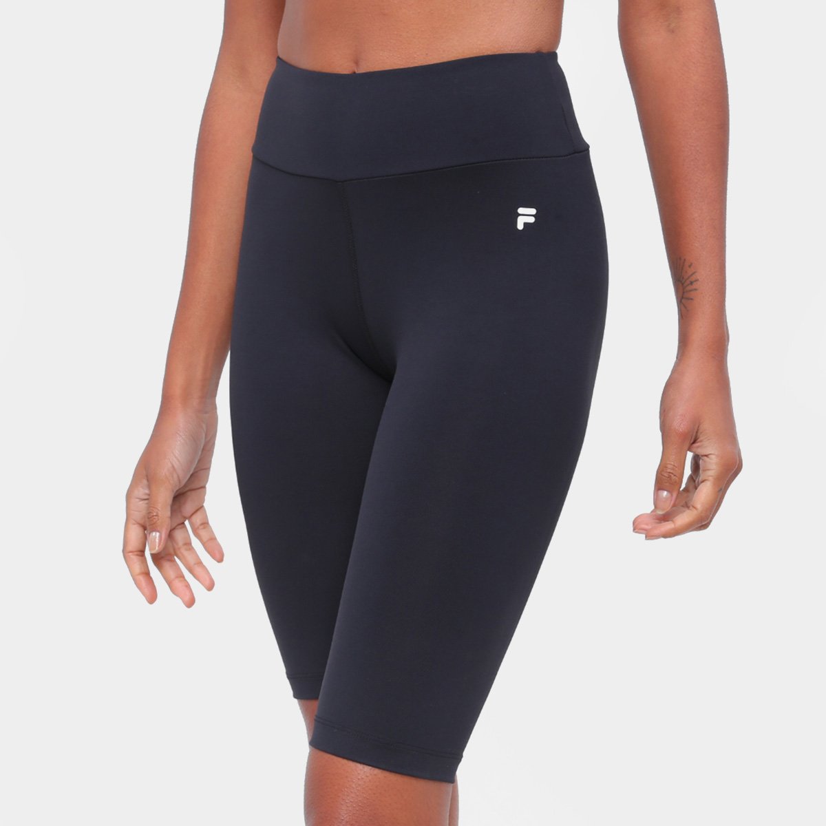 Bermuda Fila Flat Life Long Feminina - Preto Menor preço em Bermuda Fila Flat Life Long Feminina - Preto
