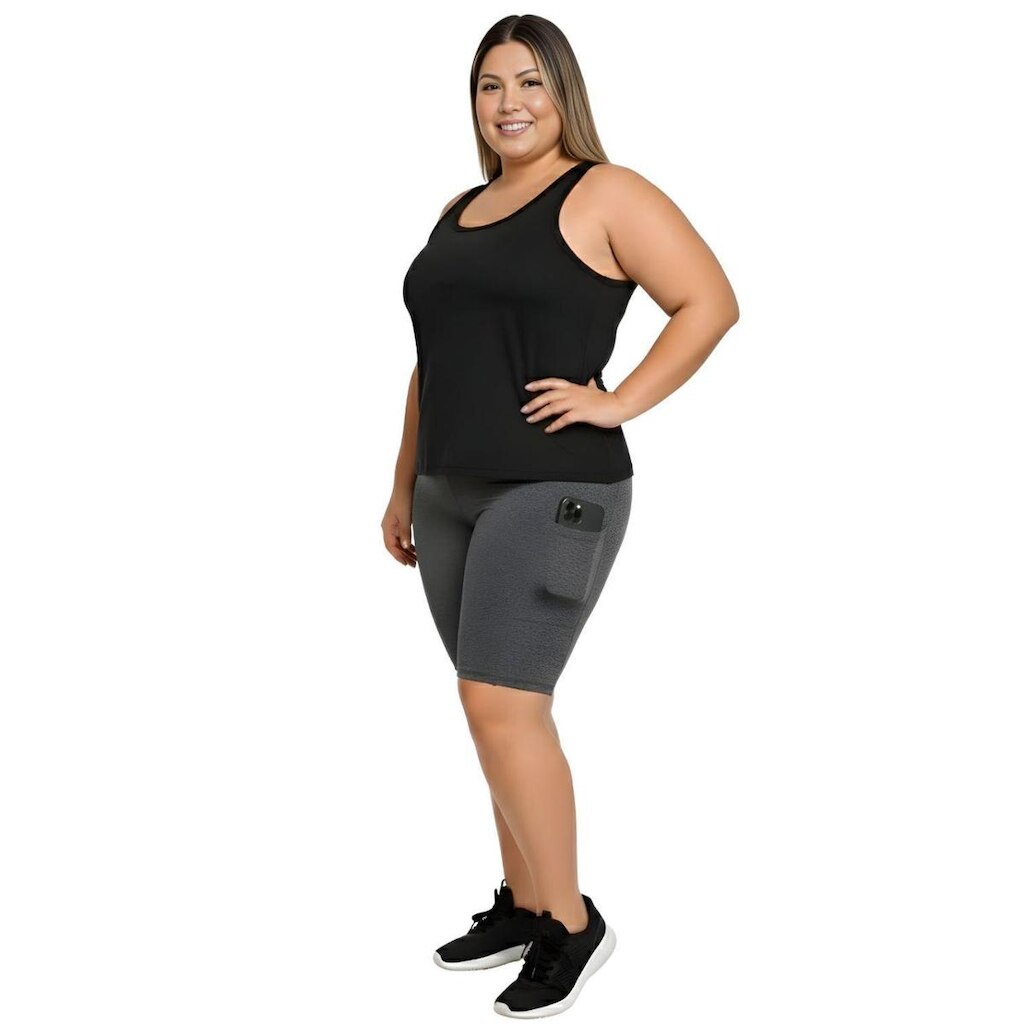 Bermuda Fitness Com Bolsos Laterais Plus Size