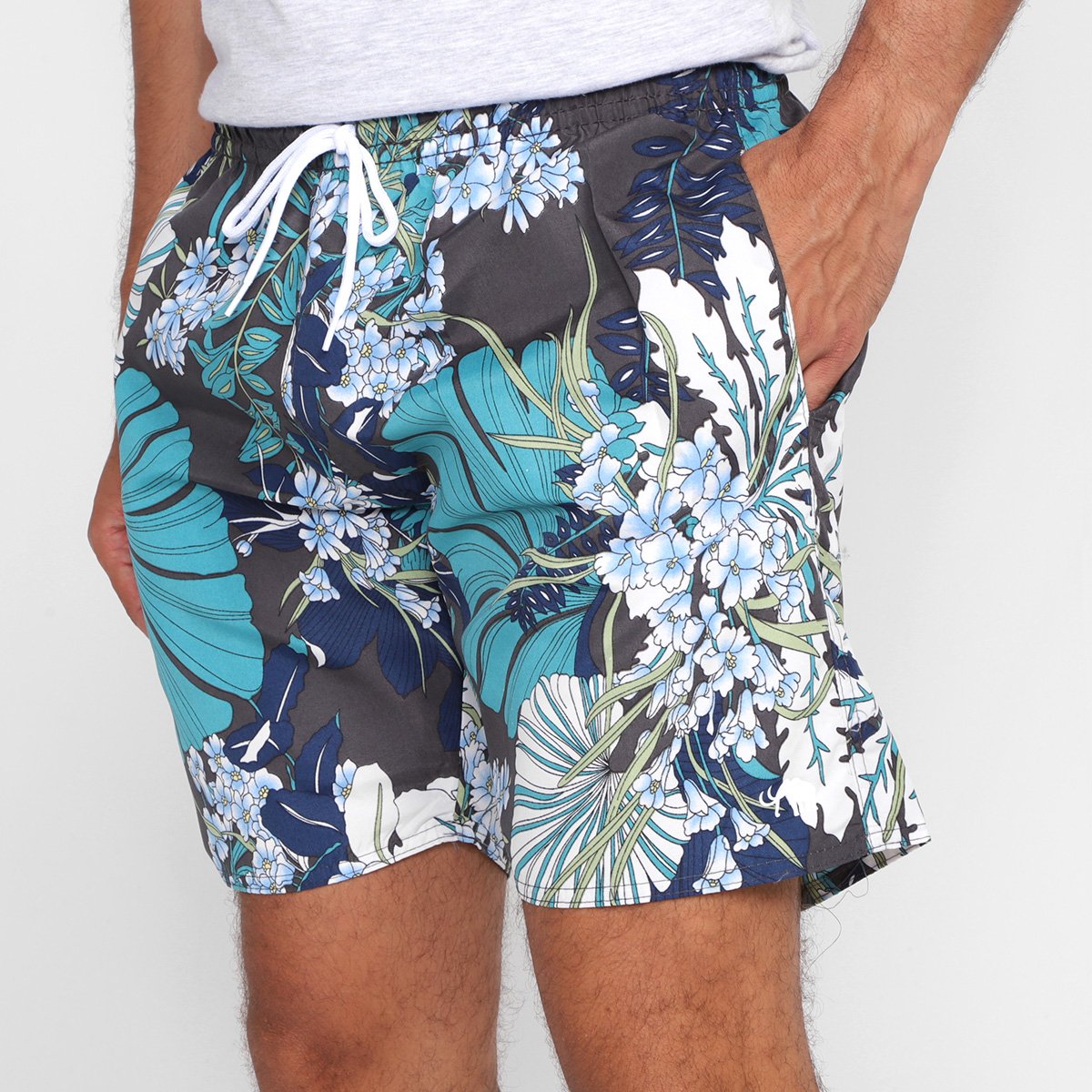 Bermuda Gajang Floral Masculina - Preto Menor preço em Bermuda Gajang Floral Masculina - Preto