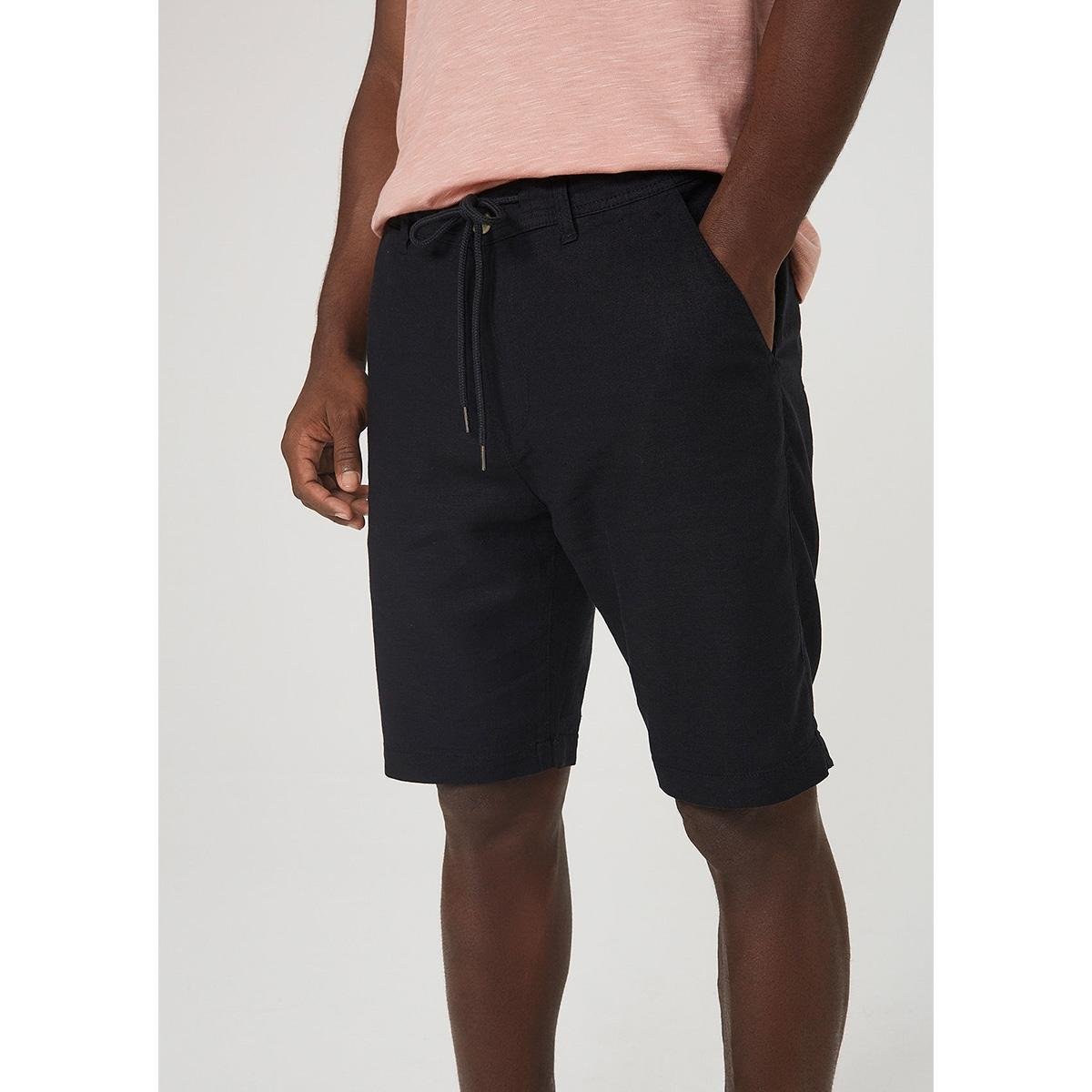 Bermuda Hering Básica Chino Amarração Masculina Menor preço em Bermuda Hering Básica Chino Amarração Masculina