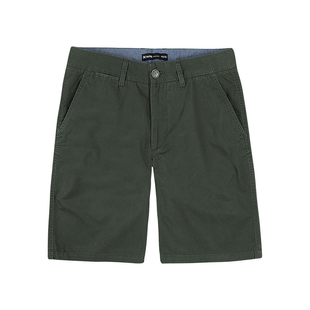 Bermuda Hering Básica Chino Masculina Menor preço em Bermuda Hering Básica Chino Masculina