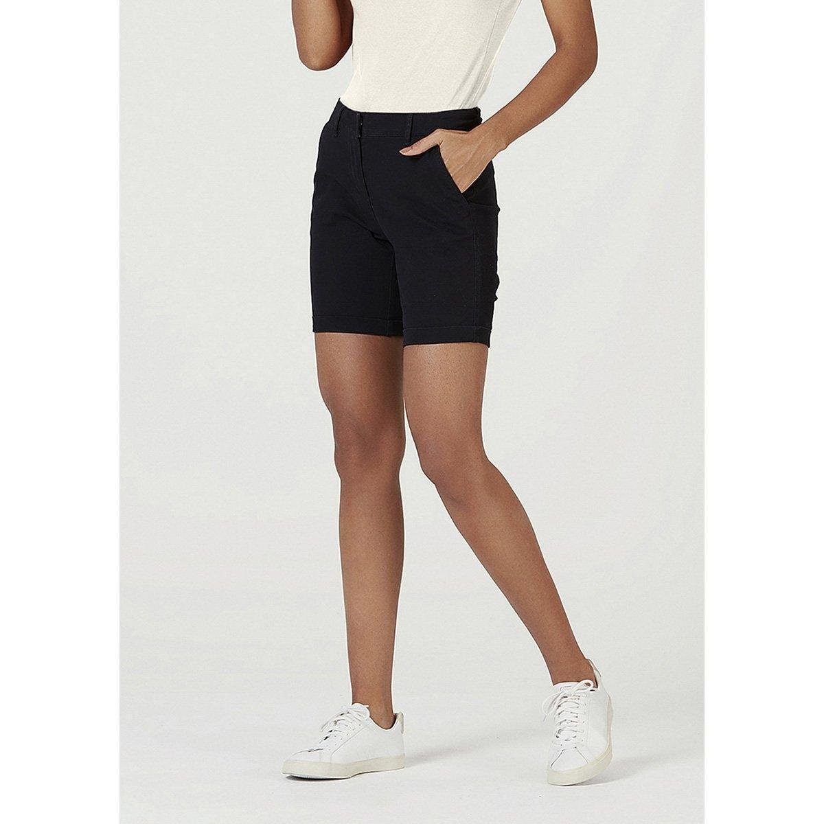Bermuda Hering Básica De Sarja Com Modelagem Chino Feminina - Preto Menor preço em Bermuda Hering Básica De Sarja Com Modelagem Chino Feminina - Preto
