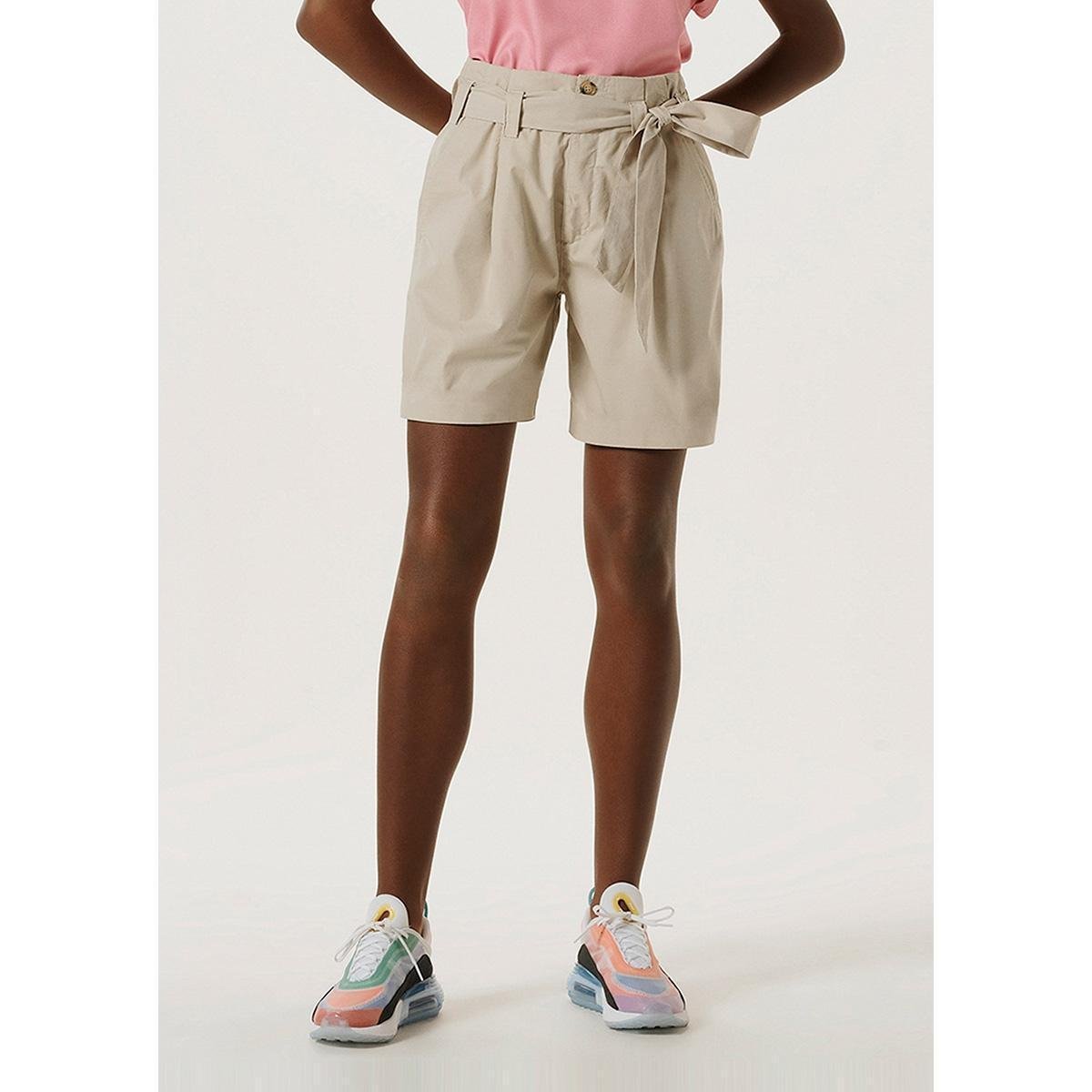 Bermuda Hering Clochard Em Tecido Feminina - Bege Menor preço em Bermuda Hering Clochard Em Tecido Feminina - Bege