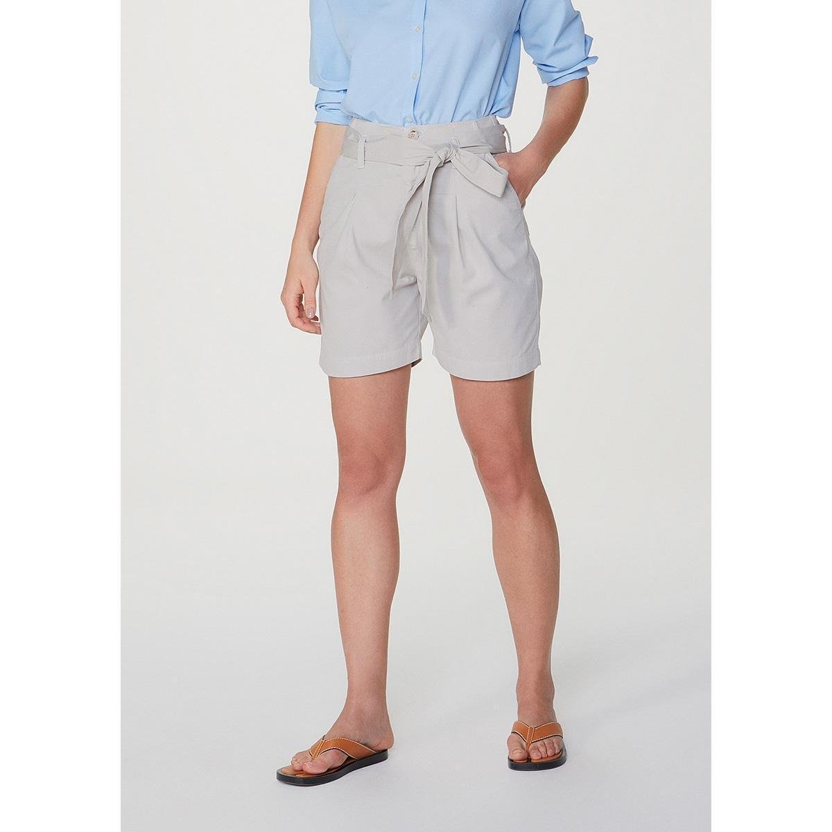 Bermuda Hering Clochard Em Tecido Feminina - Cinza é ruim? Bermuda Hering Clochard Em Tecido Feminina - Cinza é boa?