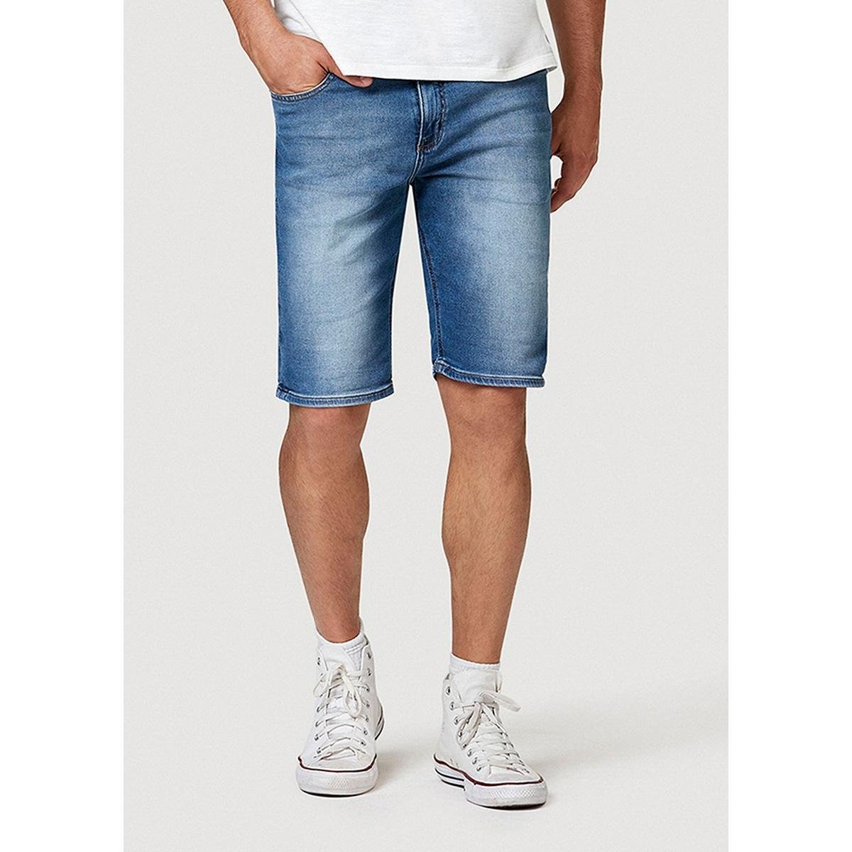Bermuda Jeans Hering Slim Com Barra Dobrada Masculina - Azul Menor preço em Bermuda Jeans Hering Slim Com Barra Dobrada Masculina - Azul