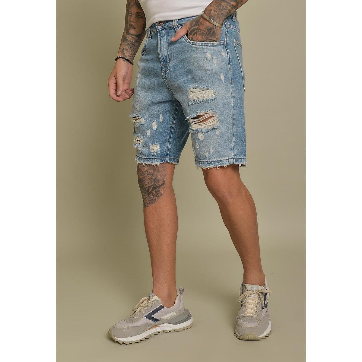 Bermuda Jeans Slim Destroyed com Recortes Dialogo Jeans Menor preço em Bermuda Jeans Slim Destroyed com Recortes Dialogo Jeans