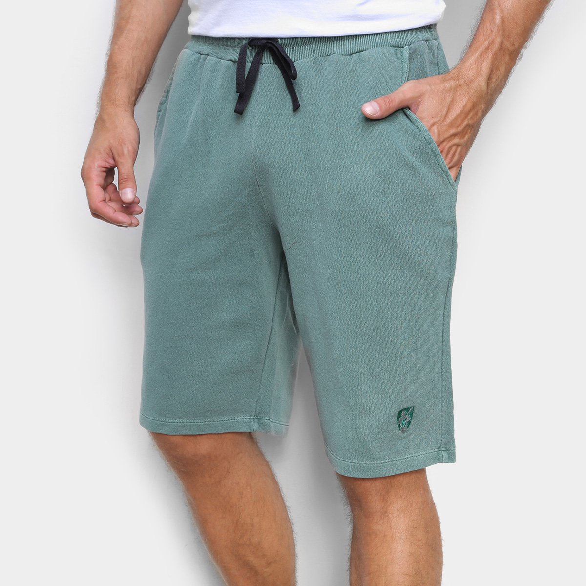 Bermuda Moletom MR Kitsch Estonada Masculina - Oliva Menor preço em Bermuda Moletom MR Kitsch Estonada Masculina - Oliva