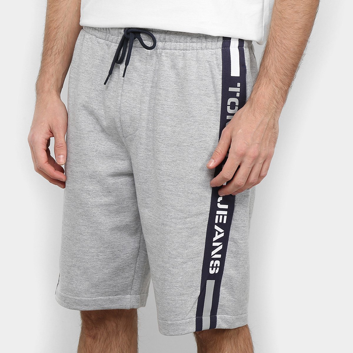 Bermuda Moletom Tommy Jeans Branded Tape Sweatshort Masculina - Cinza Claro Menor preço em Bermuda Moletom Tommy Jeans Branded Tape Sweatshort Masculina - Cinza Claro