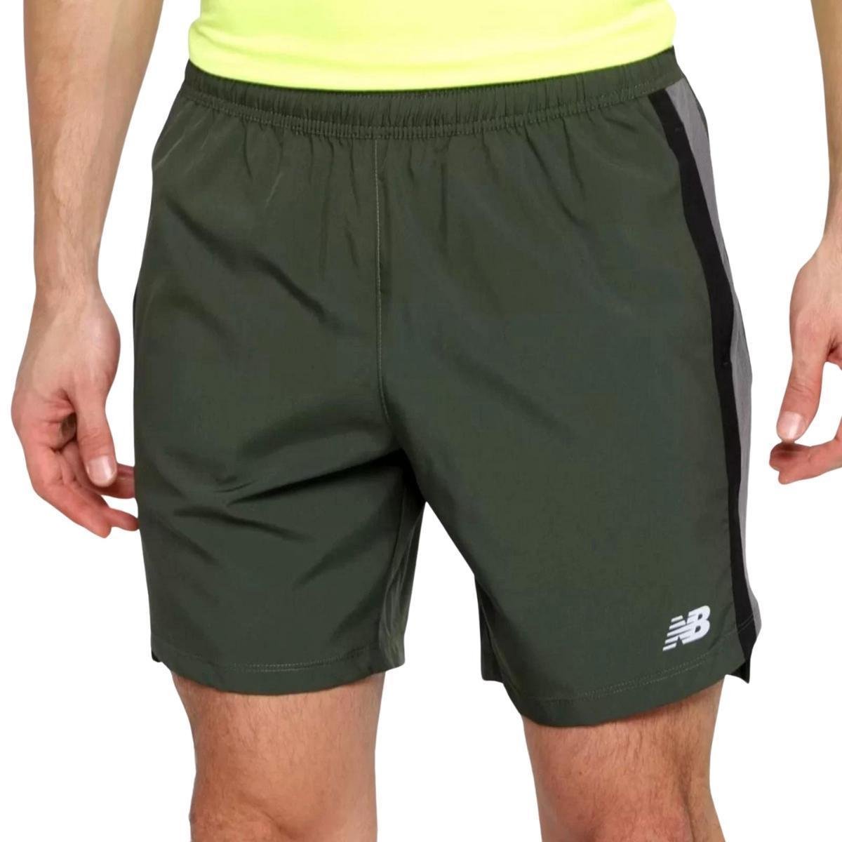 Bermuda New Balance Accelerate 7 Masculina - Verde escuro Menor preço em Bermuda New Balance Accelerate 7 Masculina - Verde escuro