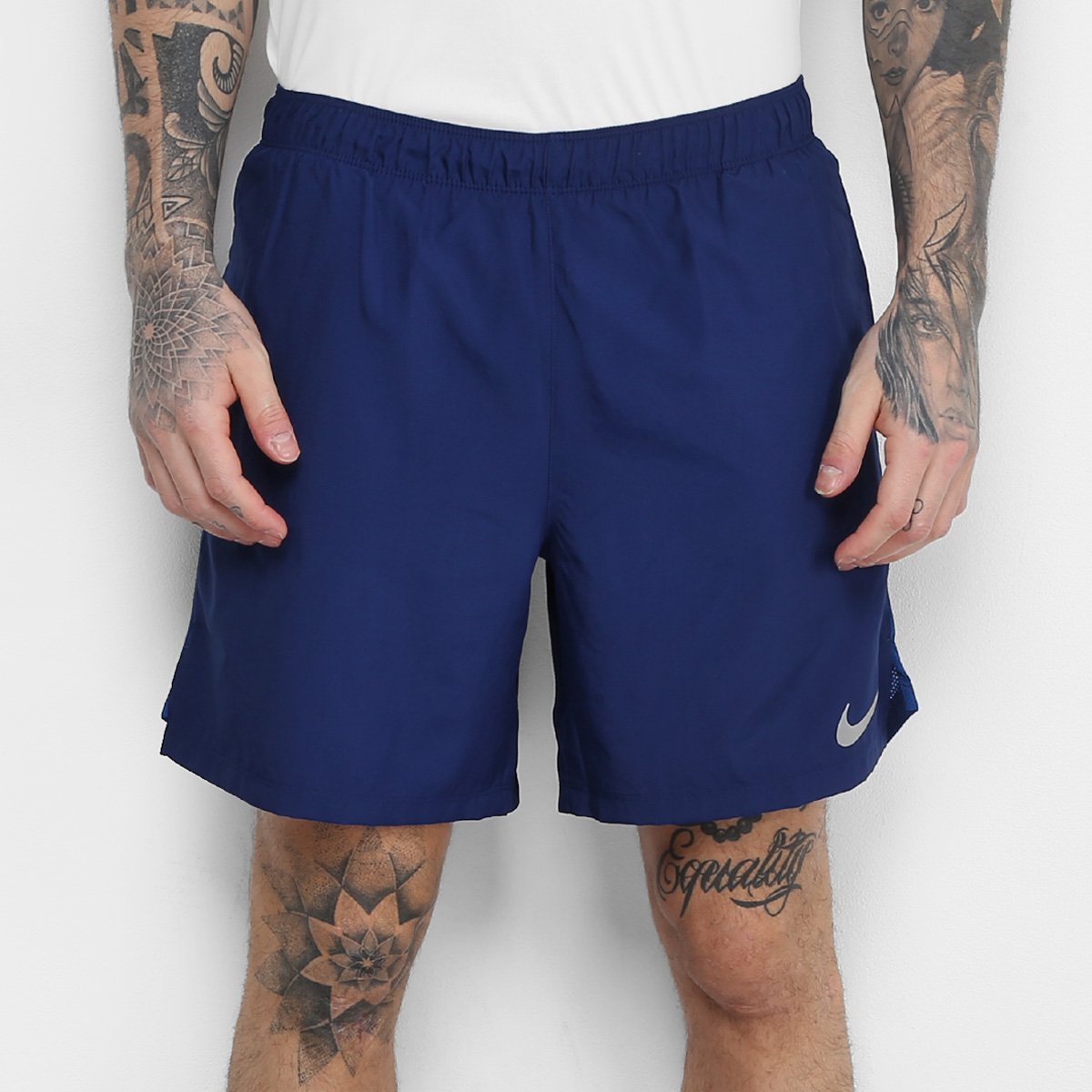 Bermuda Nike DRI-FIT Challenger 7" Masculina - Azul Claro+Azul Menor preço em Bermuda Nike DRI-FIT Challenger 7" Masculina - Azul Claro+Azul