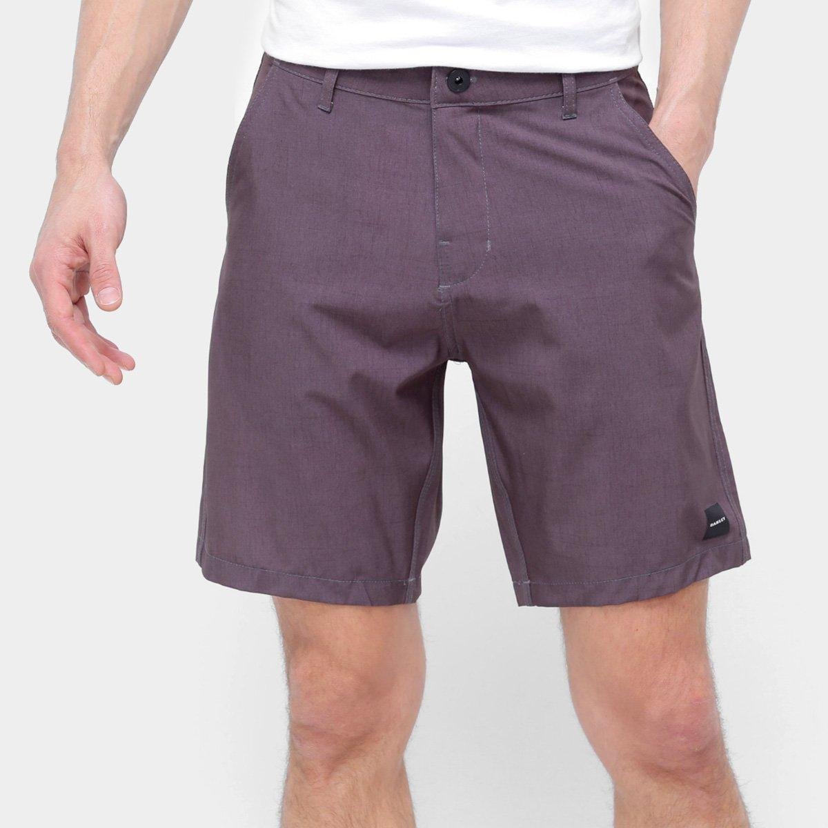 Bermuda Oakley Hybrid Masculina - Chumbo é ruim? Bermuda Oakley Hybrid Masculina - Chumbo é boa?