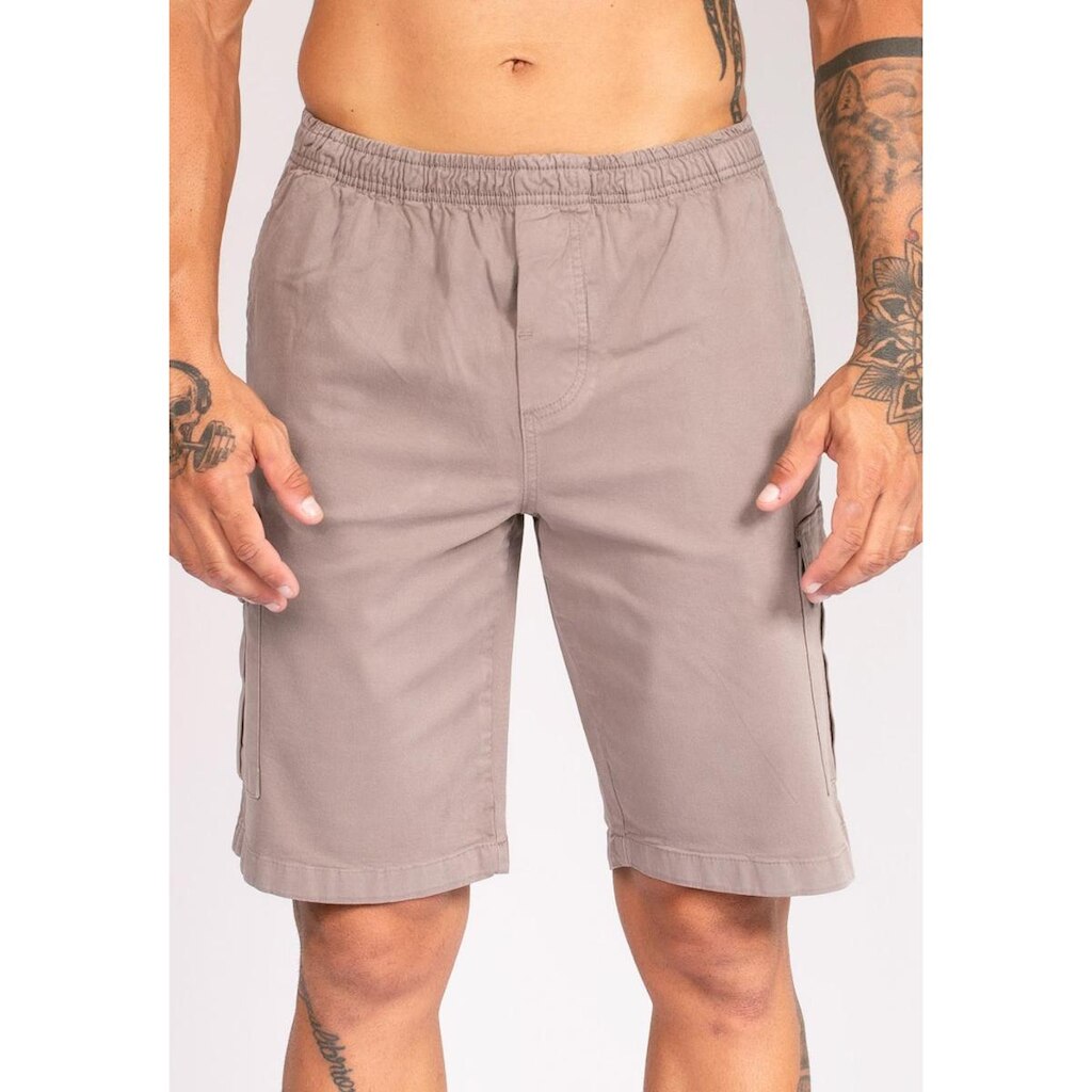 Bermuda Sarja com Elastano California Prime Bolso Cargo Prega 842 Marrom Chia