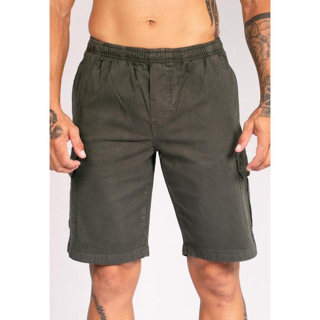 Bermuda Sarja com Elastano California Prime Bolso Cargo Prega 842 Musgo