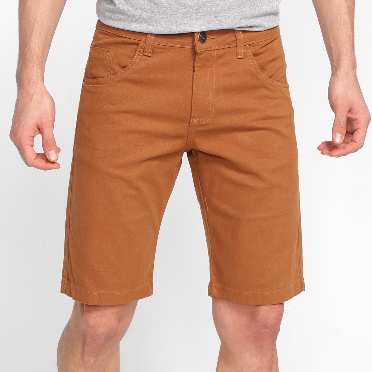 Bermuda Sarja Ecxo Lisa Masculina - Caramelo Menor preço em Bermuda Sarja Ecxo Lisa Masculina - Caramelo