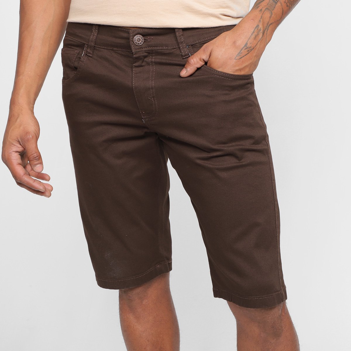 Bermuda Sarja Grifle Casual Masculina - Marrom Menor preço em Bermuda Sarja Grifle Casual Masculina - Marrom