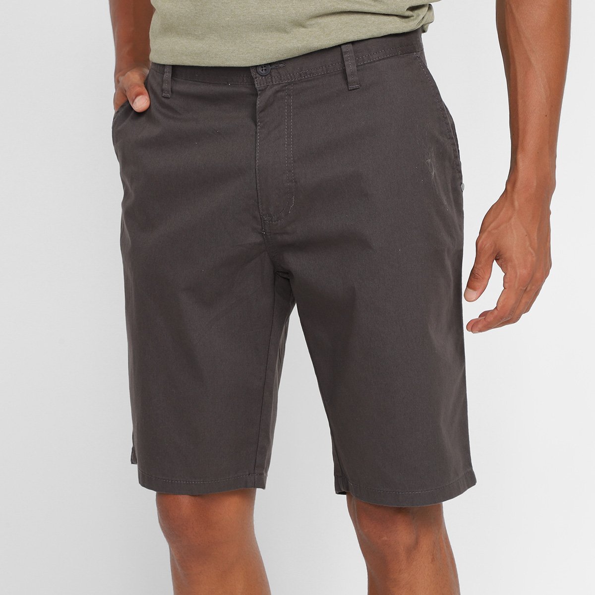 Bermuda Sarja Taco Chino Masculina - Chumbo Menor preço em Bermuda Sarja Taco Chino Masculina - Chumbo