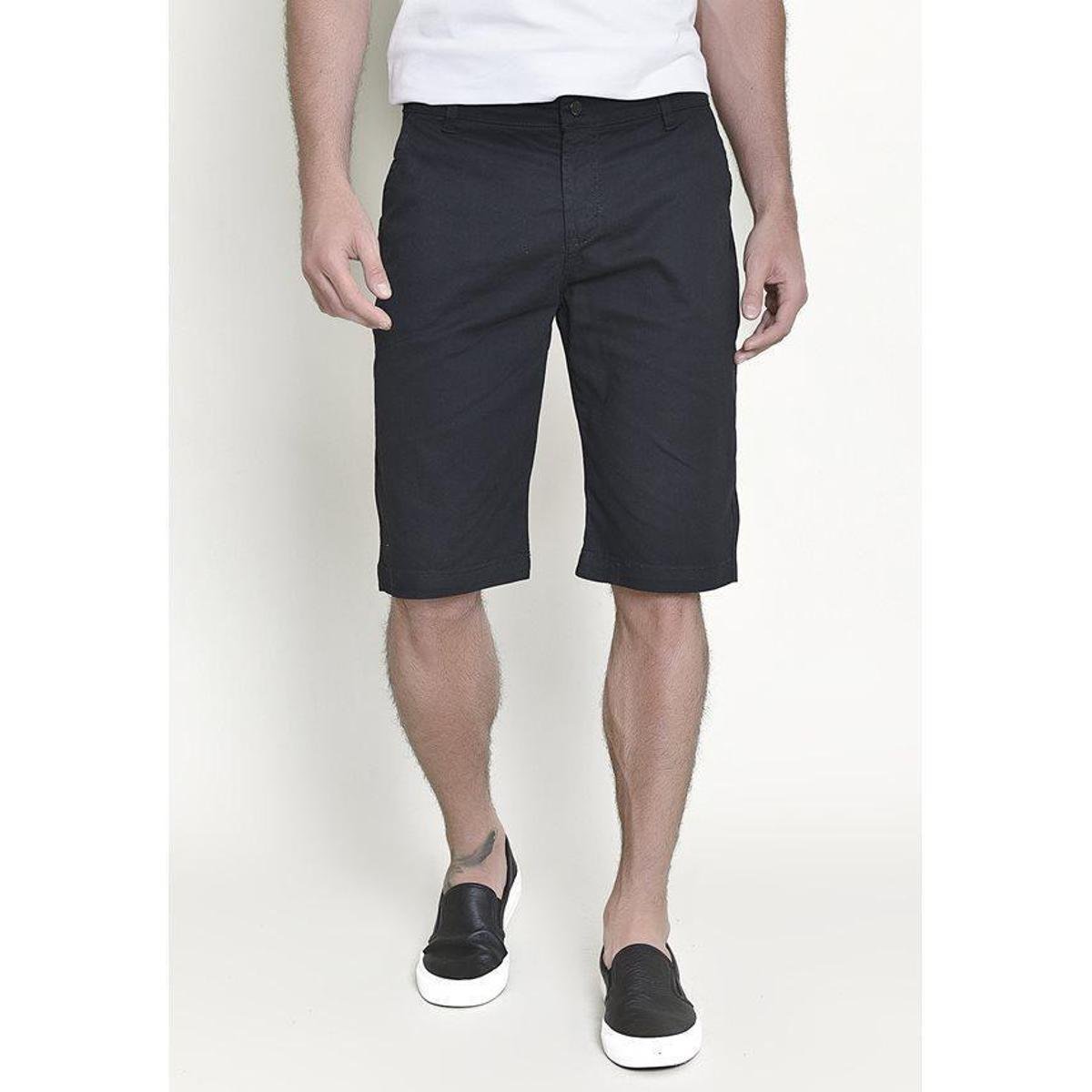 Bermuda Slim Sarja Lemier Collection com Bolso Fa Menor preço em Bermuda Slim Sarja Lemier Collection com Bolso Fa