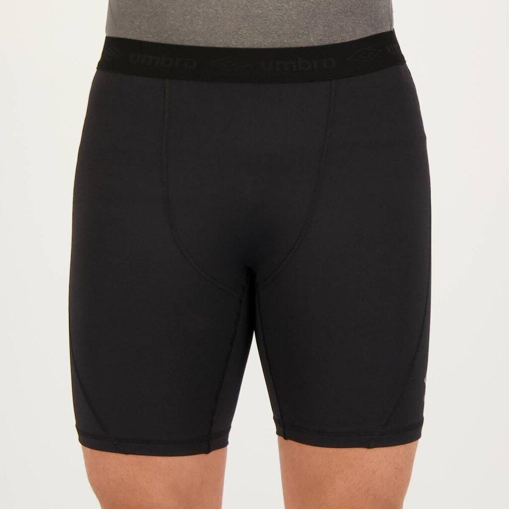 Bermuda Térmica Umbro Diamond Essential Preta