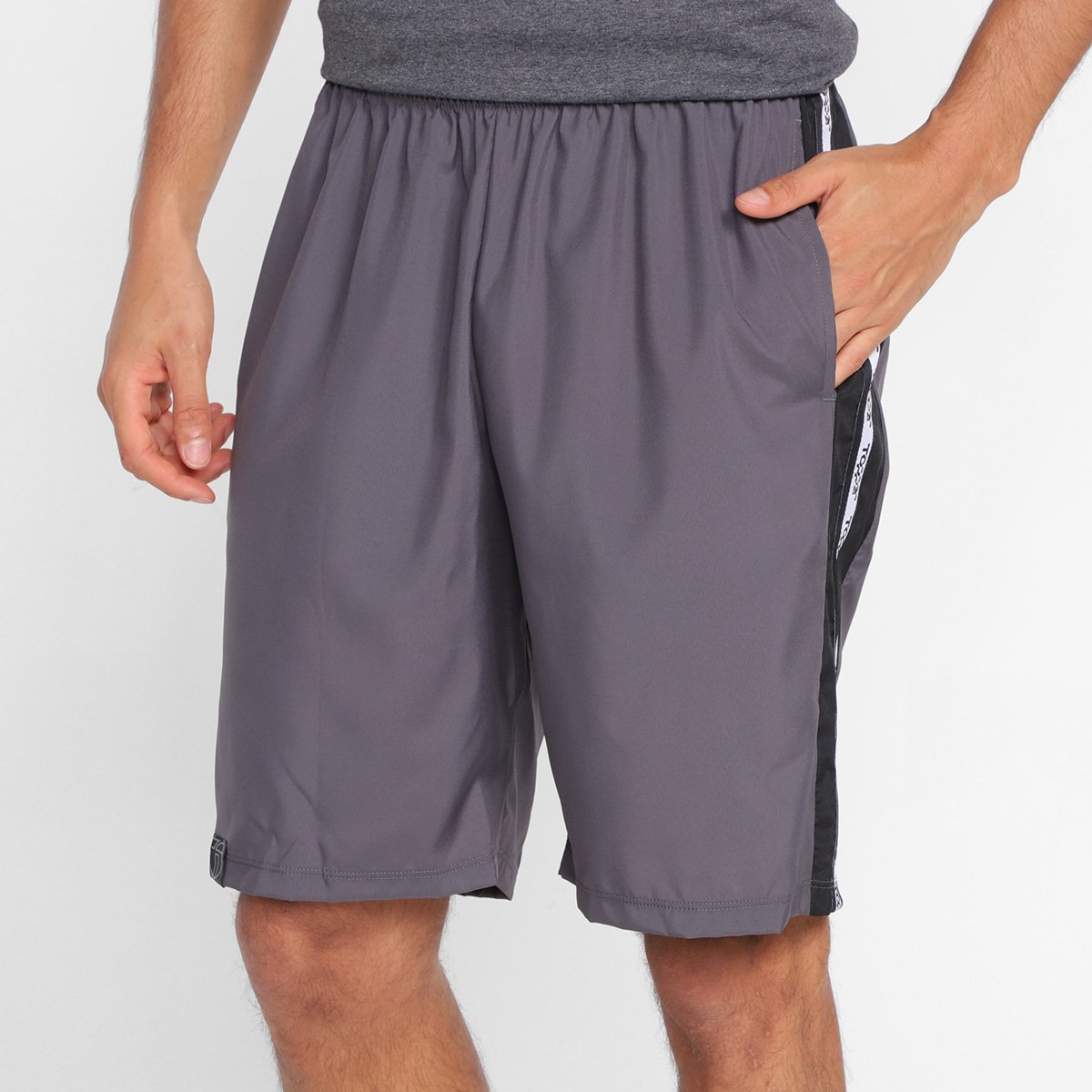Bermuda Topper Tape Masculina Menor preço em Bermuda Topper Tape Masculina