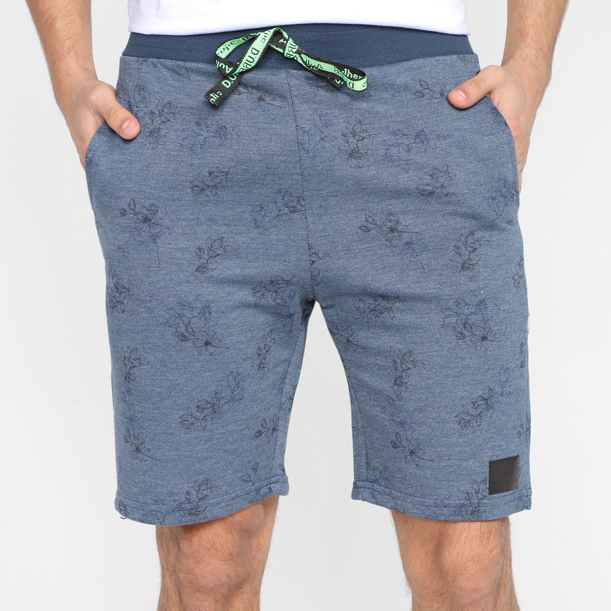 Bermuda Ultimato Moletinho Estampa Floral Masculina - Azul Menor preço em Bermuda Ultimato Moletinho Estampa Floral Masculina - Azul