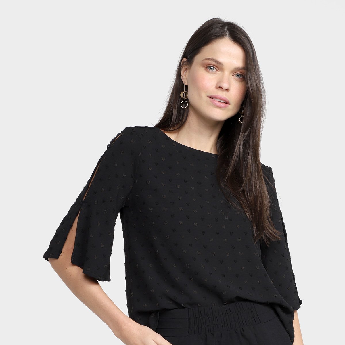 Blusa Aisthy Bordada Manga Ampla Feminina - Preto Menor preço em Blusa Aisthy Bordada Manga Ampla Feminina - Preto