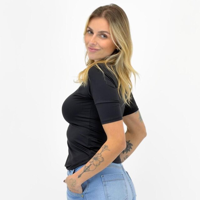 Blusa Alpelo Básica Manga Curta Gola Redonda Feminina
