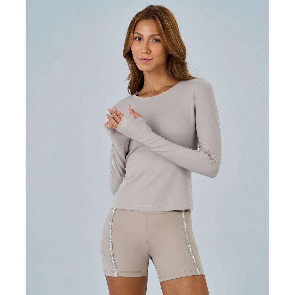 Blusa Alto Giro Tech Manga Longa Feminina