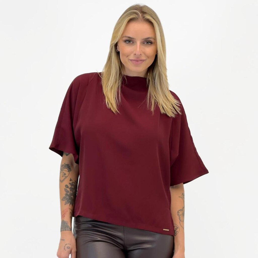 Blusa Bana Bana Ampla Manga Curta Gola Alta Feminina