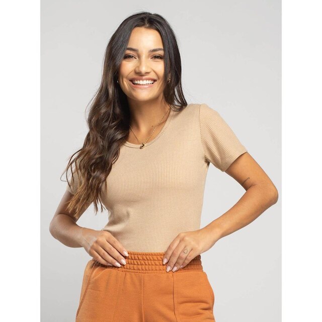 Blusa Canelada Manga Curta Feminina Moda Casual